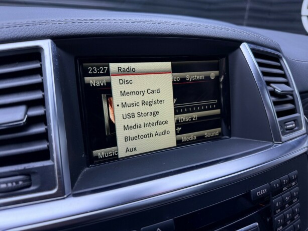mercedes-benz-gl63-bensin-2014-big-19