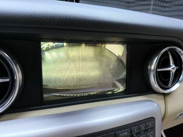 mercedes-benz-slk55-bensin-2013-big-21