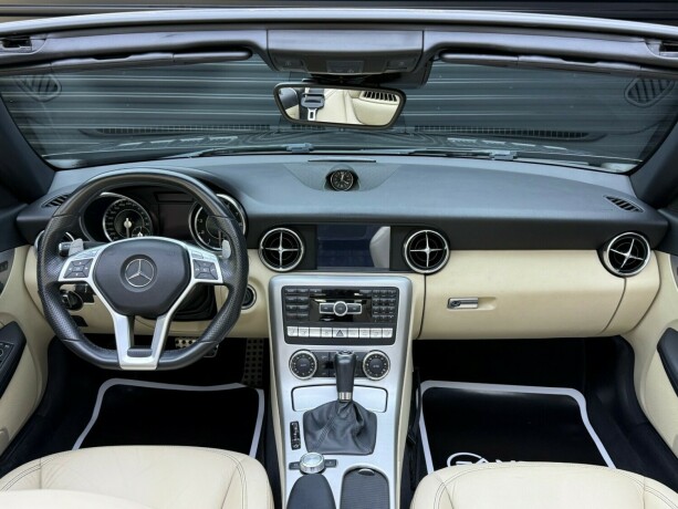 mercedes-benz-slk55-bensin-2013-big-13