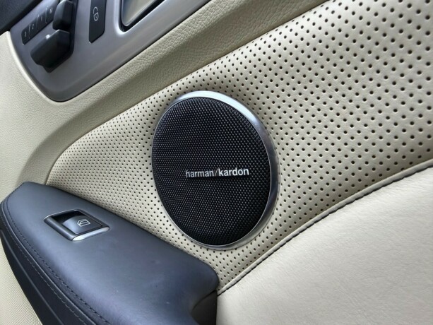 mercedes-benz-slk55-bensin-2013-big-29