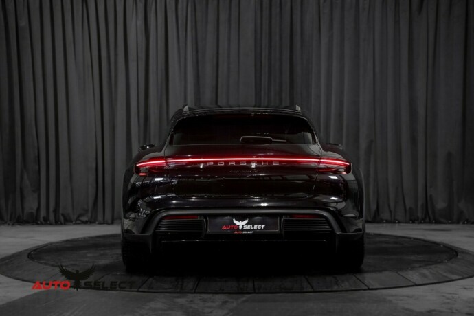 porsche-taycan-4-elektrisitet-2022-big-11