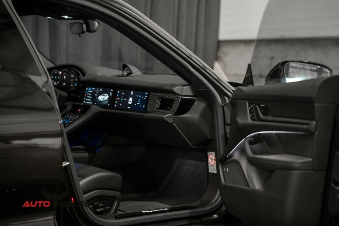 porsche-taycan-4-elektrisitet-2022-big-58
