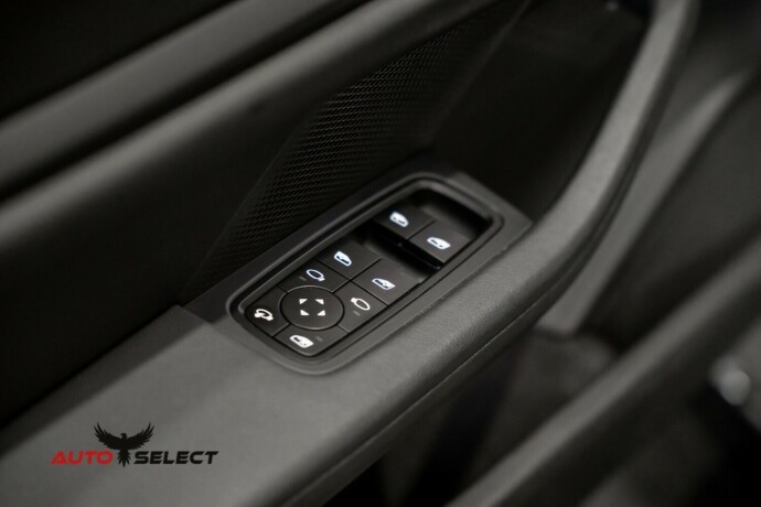 porsche-taycan-4-elektrisitet-2022-big-17