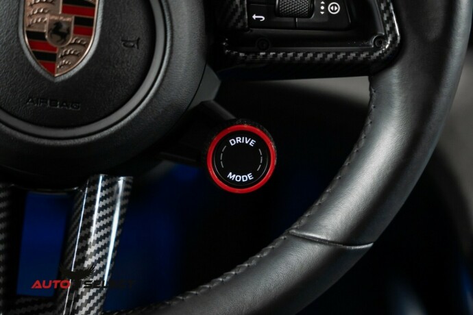 porsche-taycan-4-elektrisitet-2022-big-35