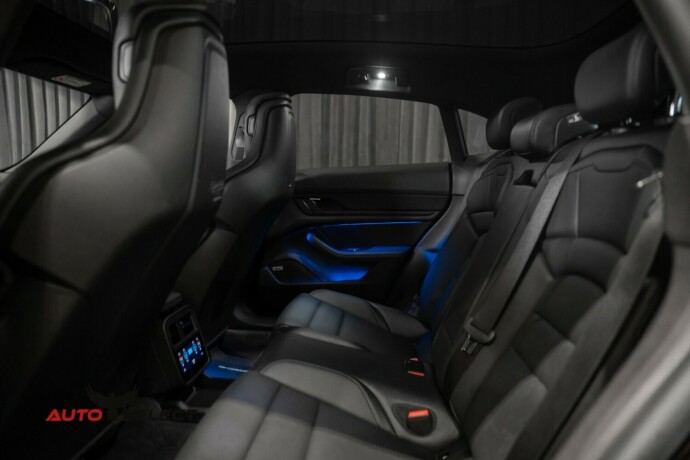 porsche-taycan-4-elektrisitet-2022-big-52