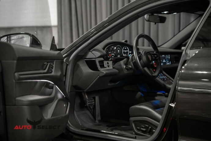 porsche-taycan-4-elektrisitet-2022-big-15