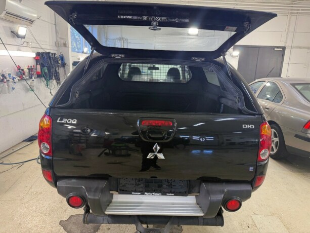 mitsubishi-l200-diesel-2007-big-22