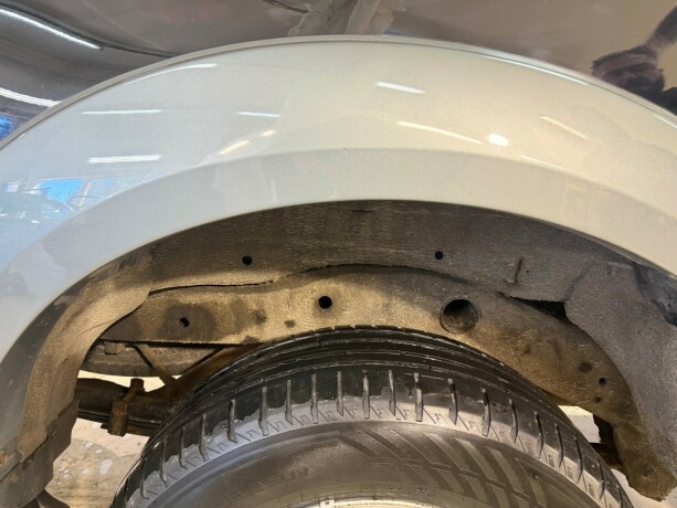 mitsubishi-l200-diesel-2007-big-30