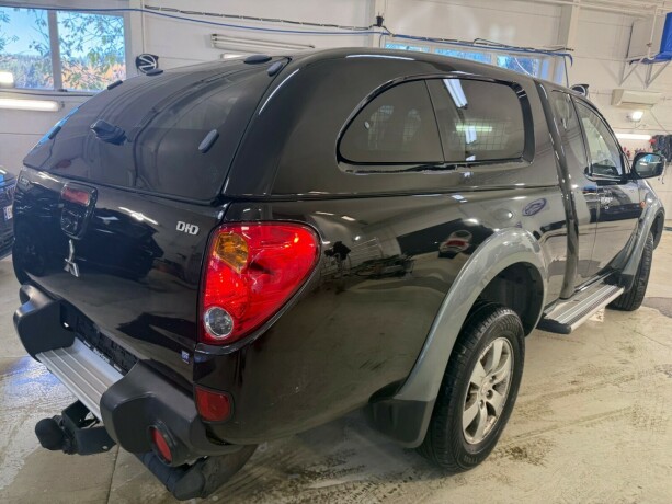 mitsubishi-l200-diesel-2007-big-6