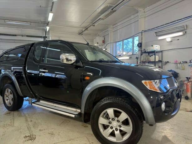 mitsubishi-l200-diesel-2007-big-8