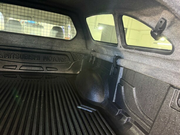 mitsubishi-l200-diesel-2007-big-25