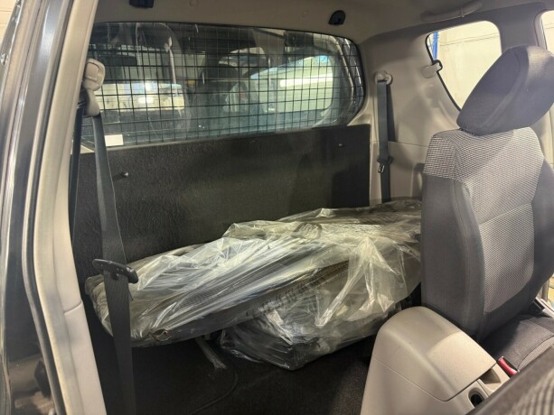 mitsubishi-l200-diesel-2007-big-27