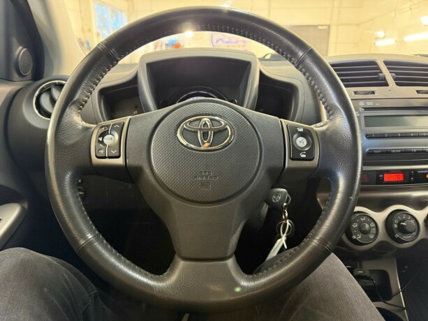 toyota-urban-cruiser-diesel-2011-big-19