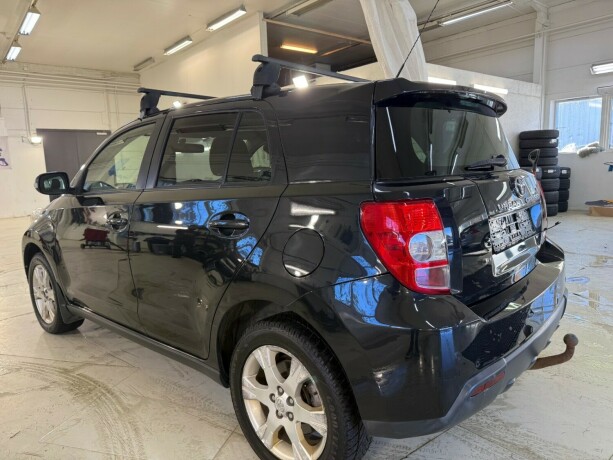 toyota-urban-cruiser-diesel-2011-big-6