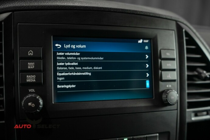 mercedes-benz-vito-diesel-2021-big-32