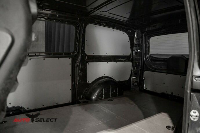 mercedes-benz-vito-diesel-2021-big-7
