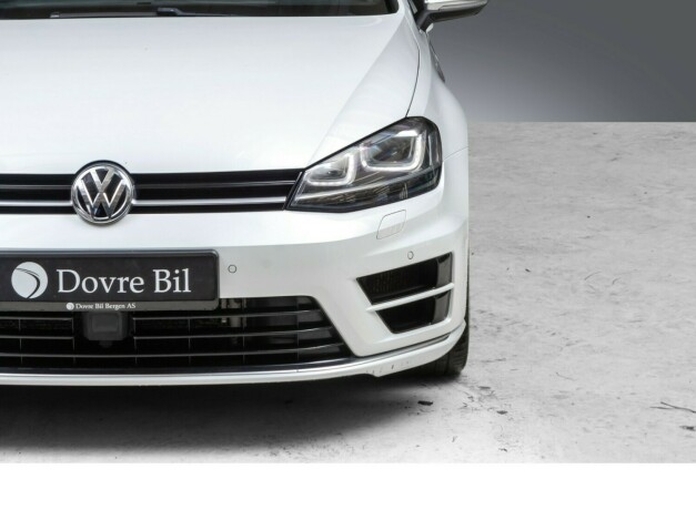 volkswagen-golf-vii-bensin-2016-big-3