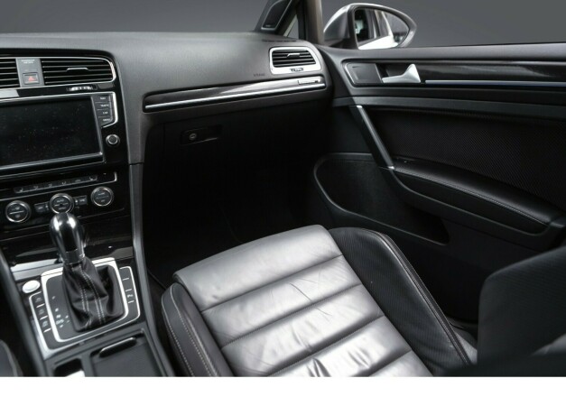 volkswagen-golf-vii-bensin-2016-big-10