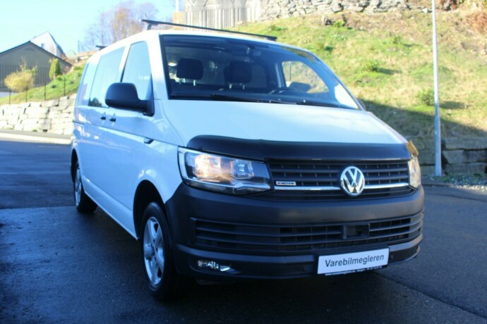 volkswagen-transporter-diesel-2017-big-0