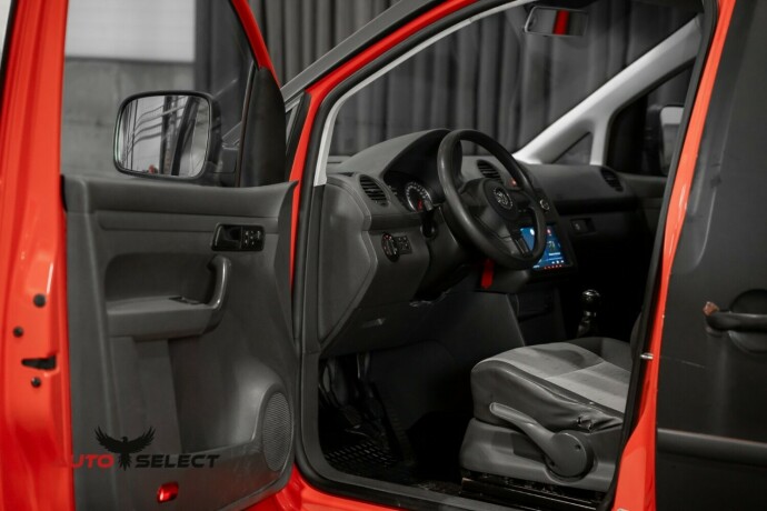 volkswagen-caddy-diesel-2011-big-17