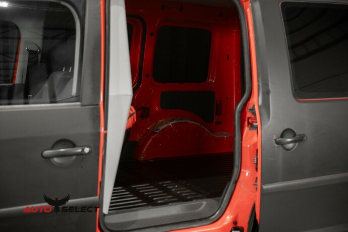 volkswagen-caddy-diesel-2011-big-7