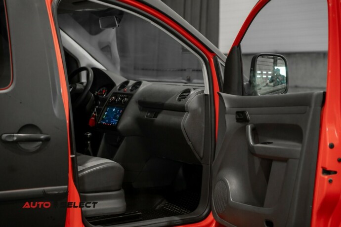 volkswagen-caddy-diesel-2011-big-15