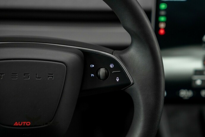 tesla-model-3-elektrisitet-2024-big-35