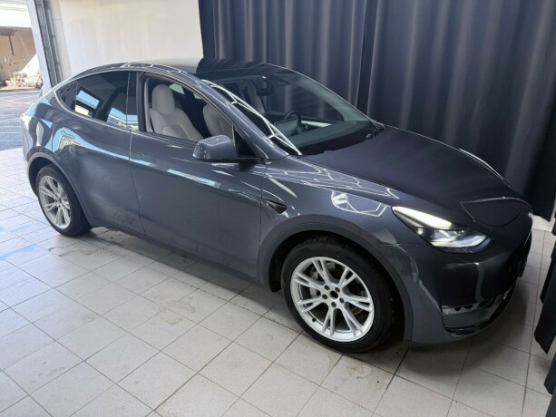 tesla-model-y-elektrisitet-2021-big-9