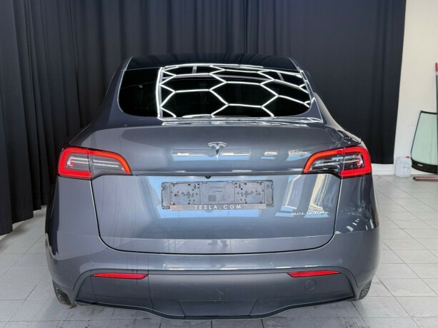 tesla-model-y-elektrisitet-2021-big-6