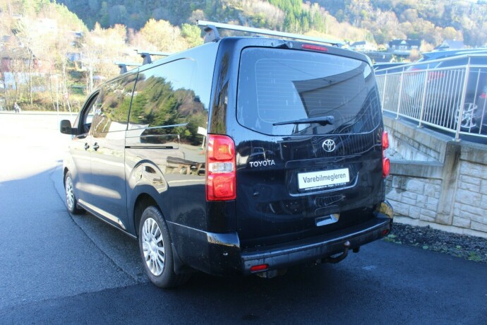 toyota-proace-diesel-2021-big-3