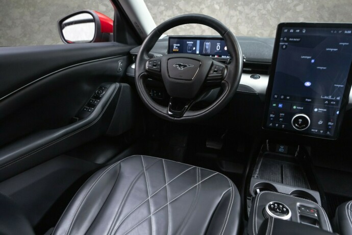 ford-mustang-mach-e-elektrisitet-2021-big-23