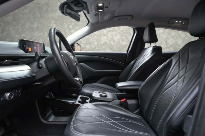 ford-mustang-mach-e-elektrisitet-2021-big-20