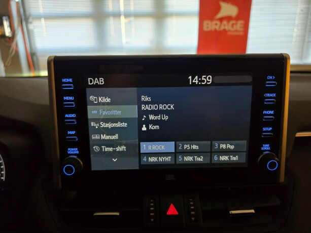 toyota-rav4-plug-in-hybrid-plug-in-petrol-2021-big-35