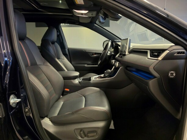 toyota-rav4-plug-in-hybrid-plug-in-petrol-2021-big-10