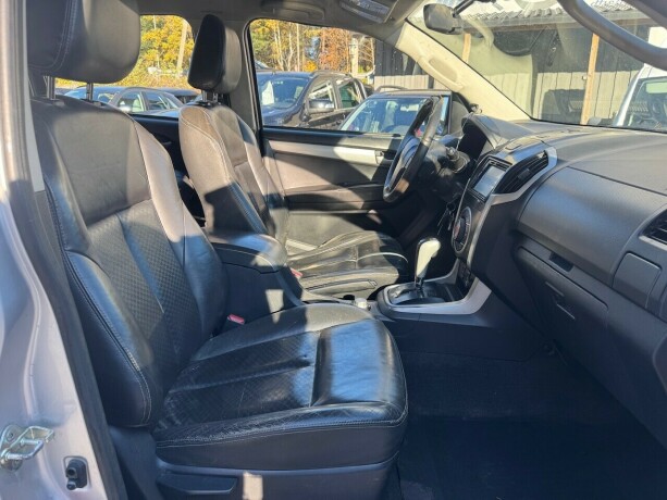 isuzu-d-max-diesel-2015-big-14