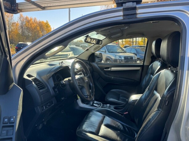 isuzu-d-max-diesel-2015-big-11