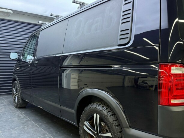 volkswagen-transporter-diesel-2019-big-7