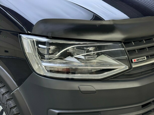 volkswagen-transporter-diesel-2019-big-3