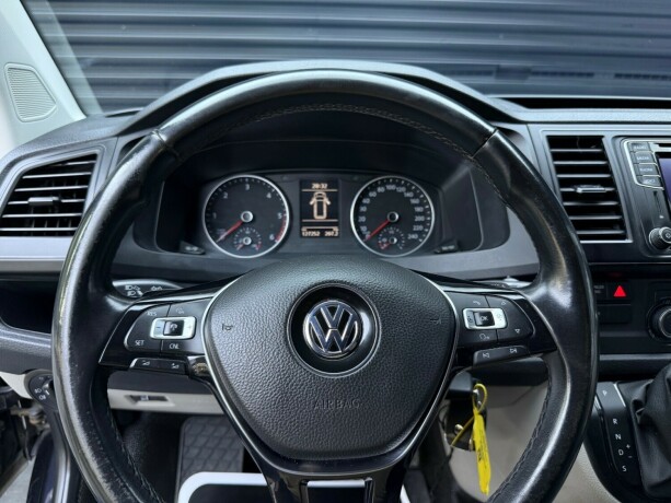 volkswagen-transporter-diesel-2019-big-11