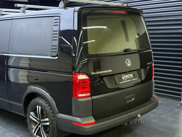 volkswagen-transporter-diesel-2019-big-5