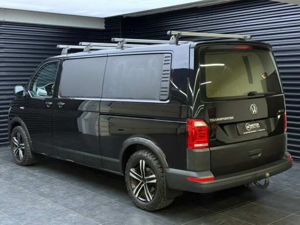 volkswagen-transporter-diesel-2019-big-1