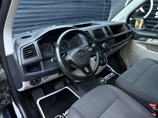 volkswagen-transporter-diesel-2019-big-9