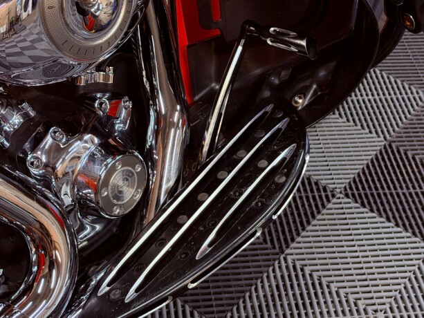 harley-davidson-street-glide-bensin-2009-big-12