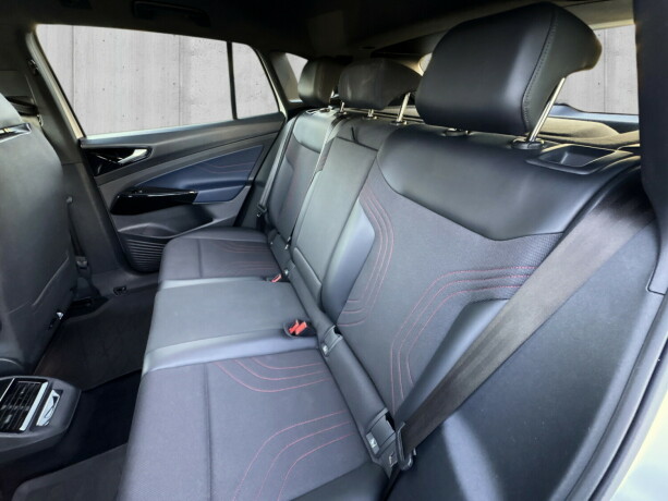volkswagen-id4-gtx-elektrisitet-2021-big-13