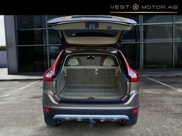 volvo-xc-60-diesel-2011-big-6