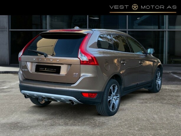 volvo-xc-60-diesel-2011-big-7