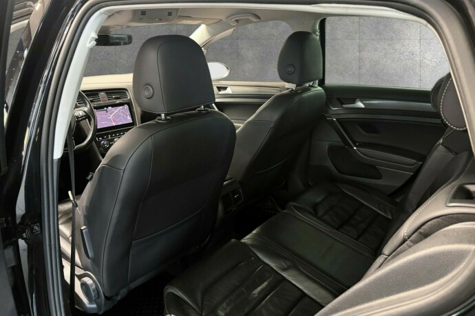 volkswagen-e-golf-vii-elektrisitet-2020-big-11
