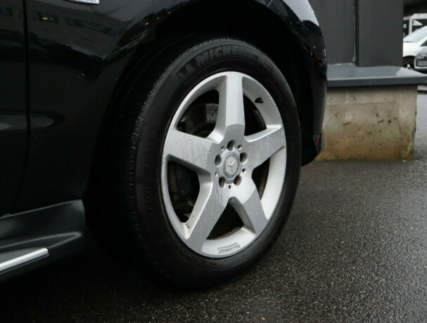 mercedes-benz-ml350-diesel-2012-big-21