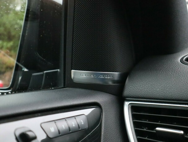 mercedes-benz-ml350-diesel-2012-big-17