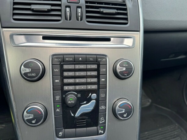 volvo-xc-60-diesel-2012-big-20